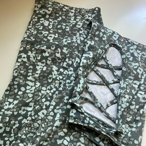Green/white cheetah print leggings; Aerie; gently used, good condition